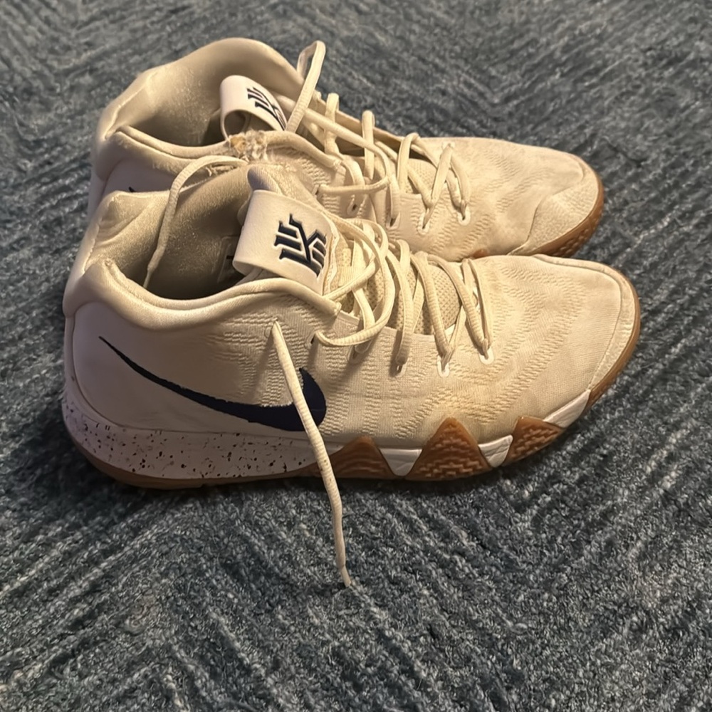 nike kyrie uncle drew